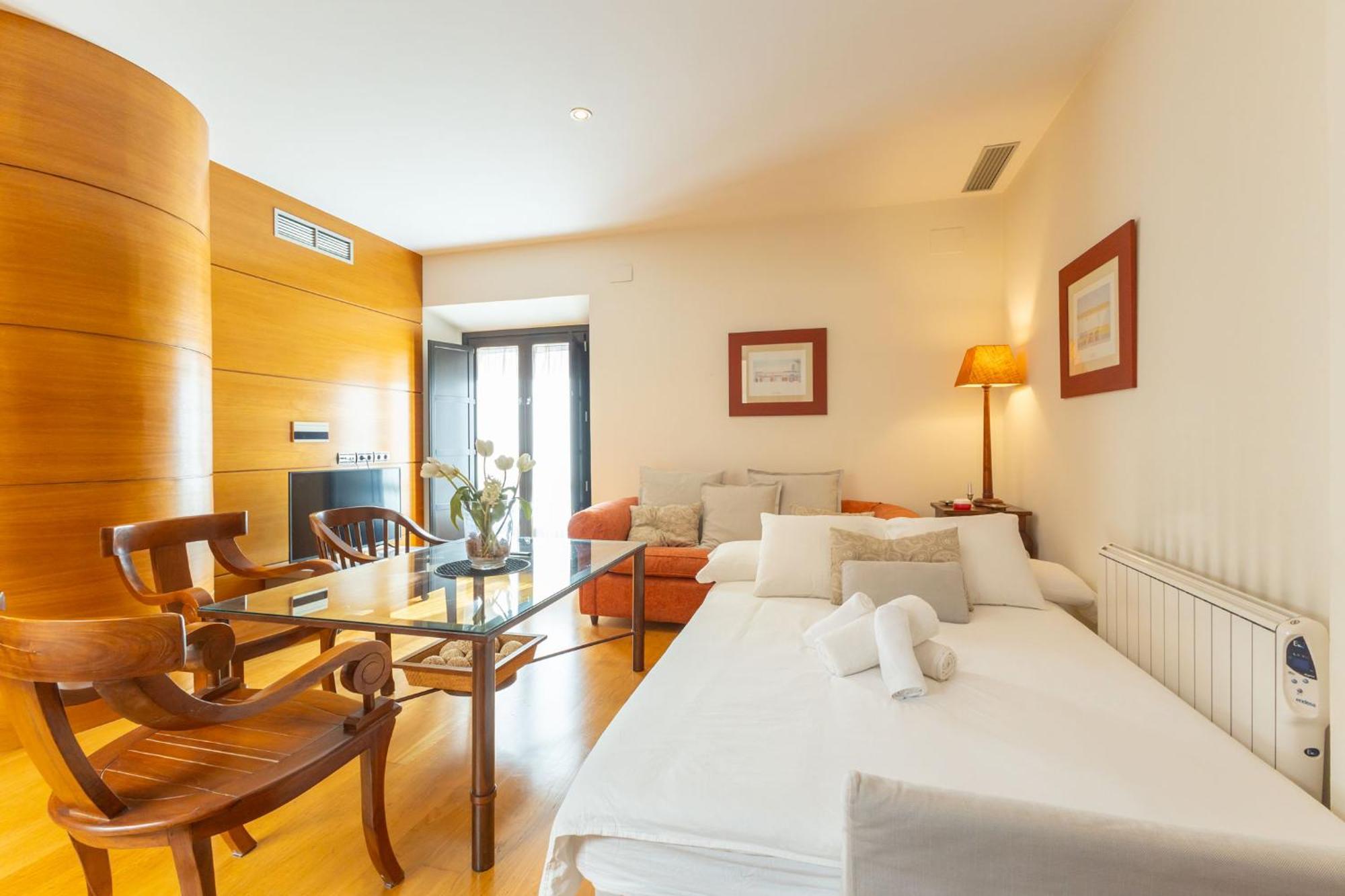 La Maestranza Charming One Or Two Bedrooms Apartments By Ocityzen 세비야 외부 사진